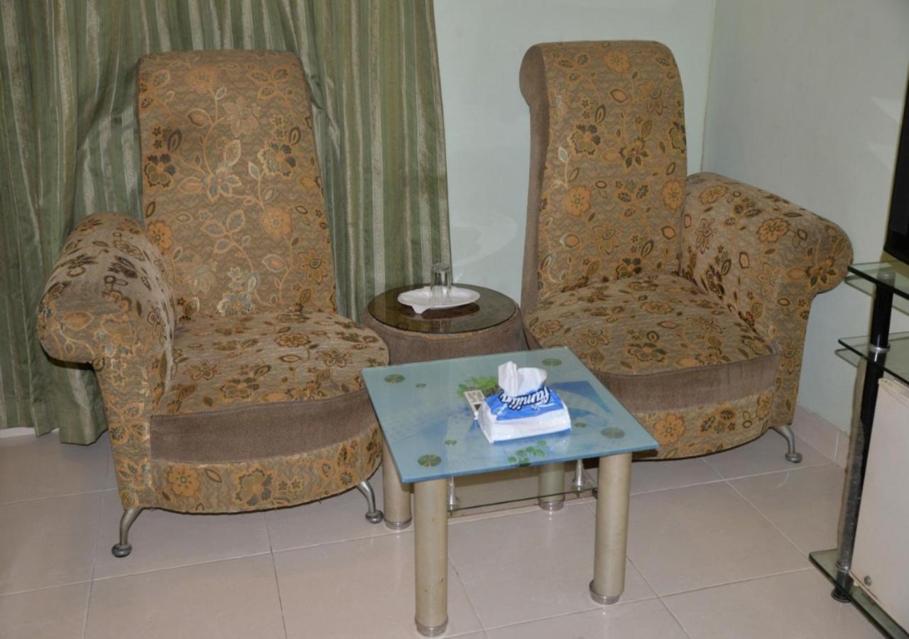 Step Inn Hotel Sukkur Exterior photo